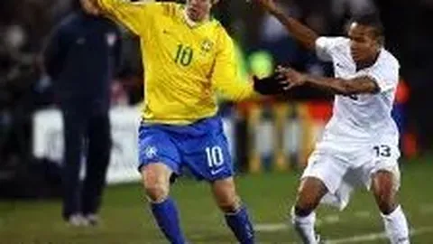 成都蓉城激情助力铜梁龙跃龙门：携手共赴中超盛宴，明年龙争虎斗！