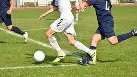 惊心动魄64秒！恩戈姆-姆贝克利精准横传，奥马尔松闪电破门，梅州队1-3逆袭逆转！